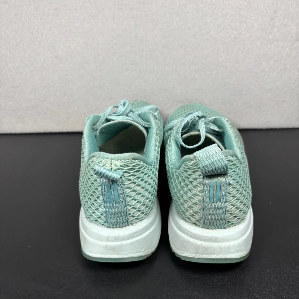 NOBULL Mesh Runner Mint Green Womens Cross Training Shoes Sneakers Size 9